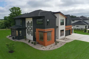 hardboard-siding-replacement-bloomington-mn-custom-remodelers